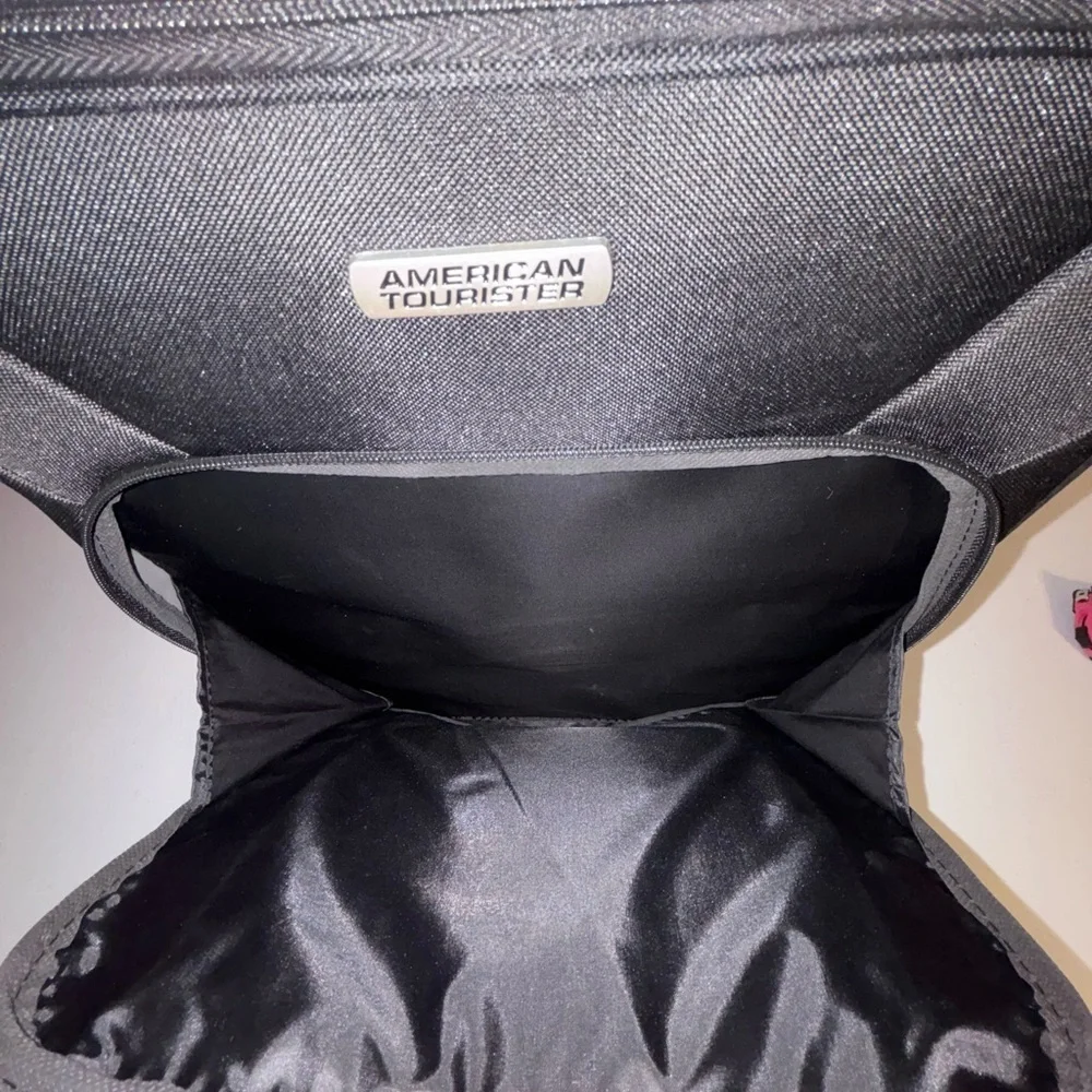 American Tourister Black Travel Bag